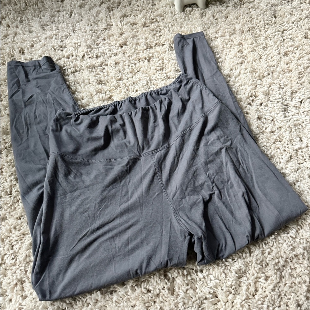 Light gray extra soft, thick workout exercise, gym, women’s leggings.